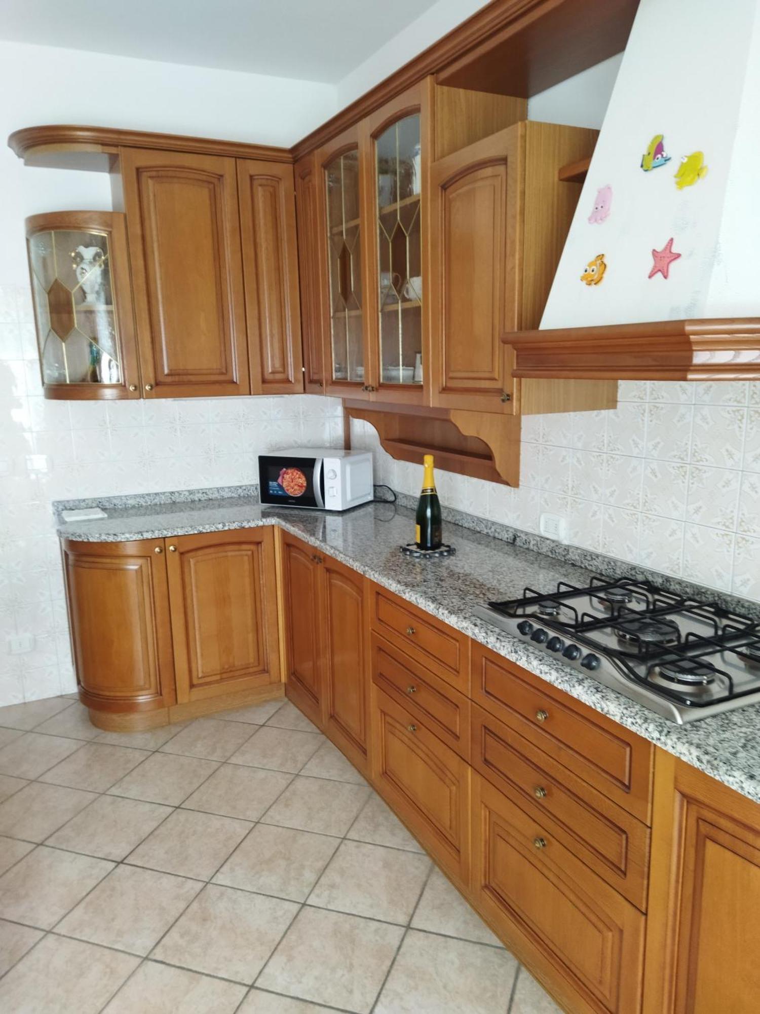 Rose Garden House Wi-Fi Appartement Riva del Garda Buitenkant foto