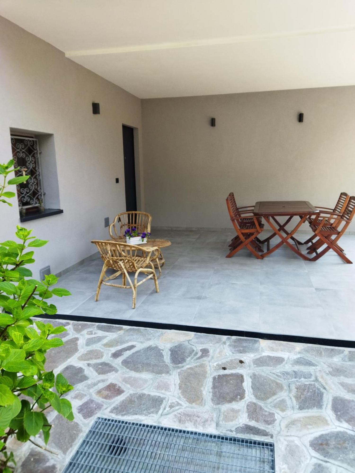 Rose Garden House Wi-Fi Appartement Riva del Garda Buitenkant foto